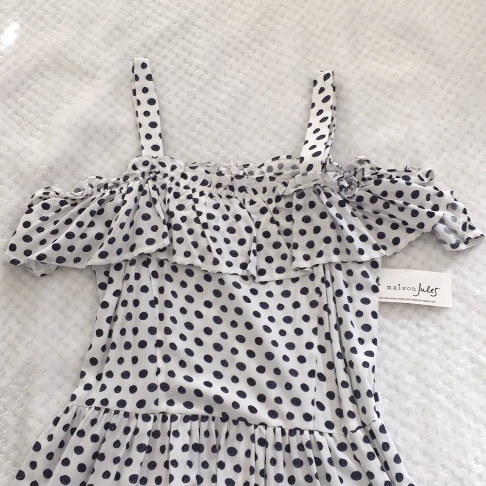 Long poke-a-dot dress